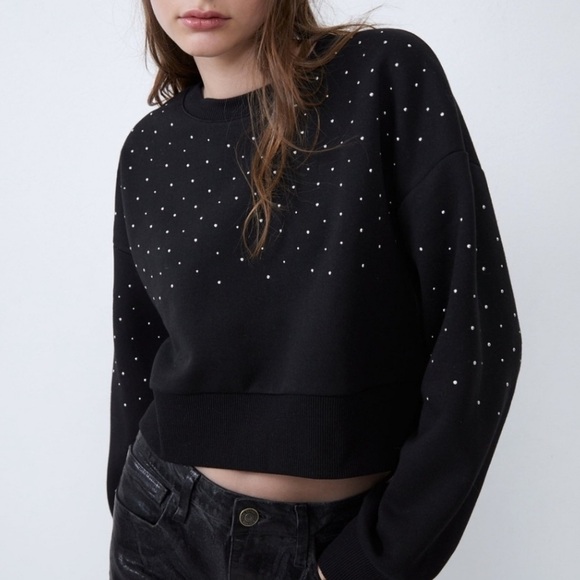 ZARA Black Studded Embellished Cropped Sweatshirt - Picture 4 of 10